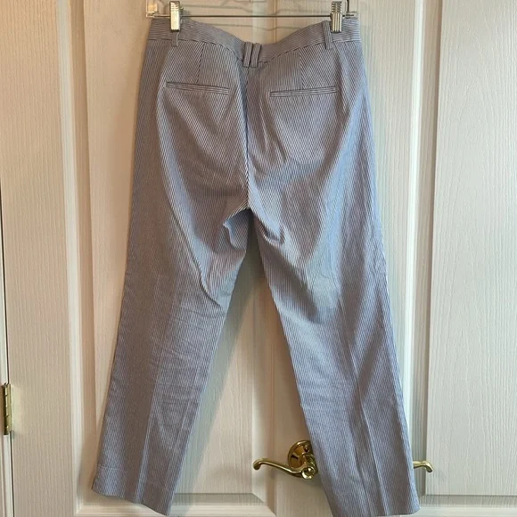 Ann Taylor Seersucker Work Pants in Size 2 - Picture 5 of 5